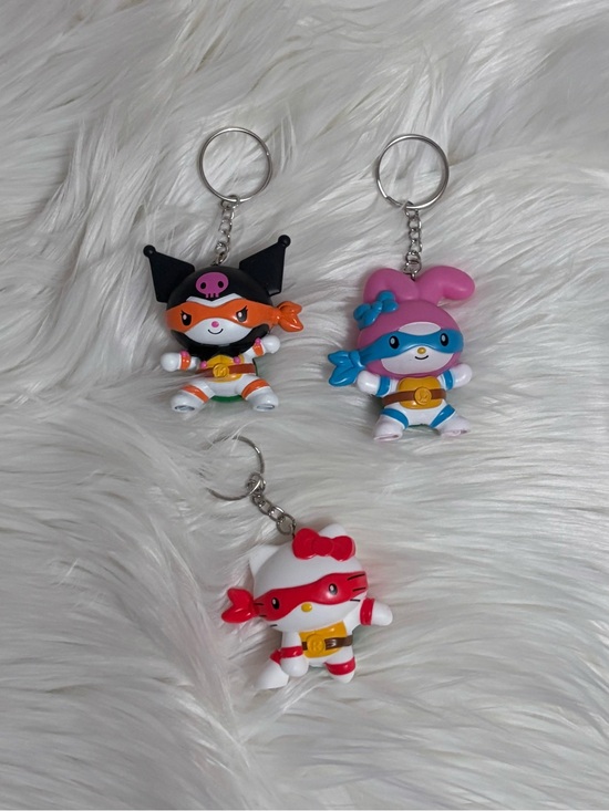 Sanrio Accessories - ✨3 FOR $20✨ Hello Kitty TMNT bag charm keychains